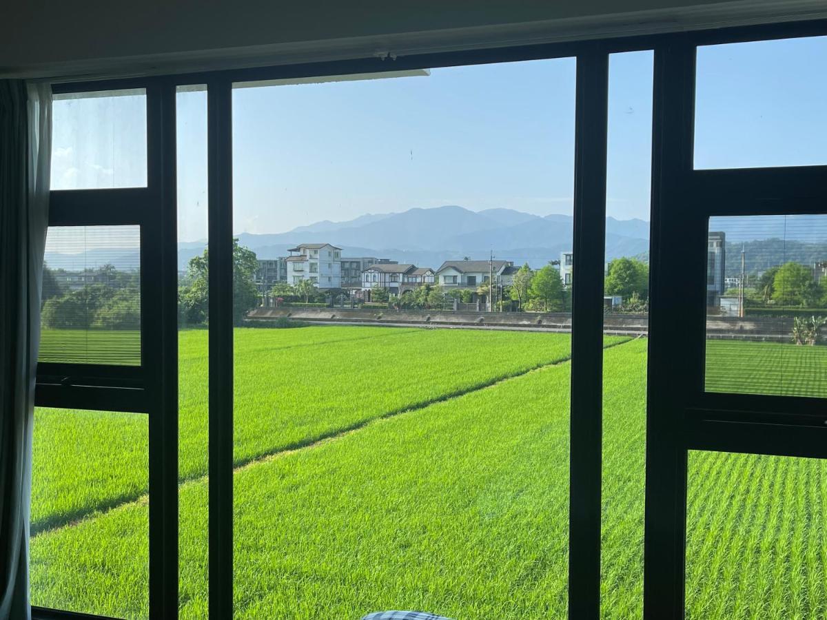 方興top會館 全新包棟電梯民宿 Sanxing Exterior foto