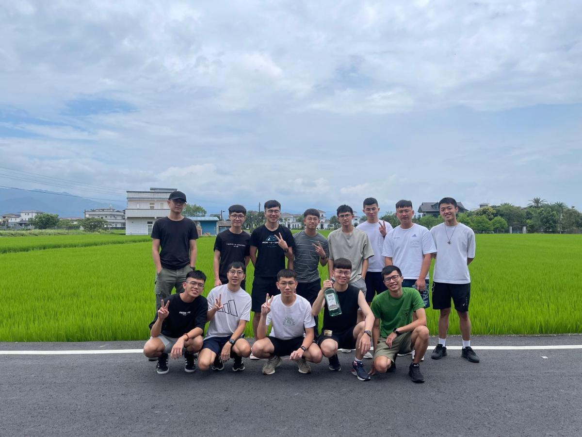 方興top會館 全新包棟電梯民宿 Sanxing Exterior foto